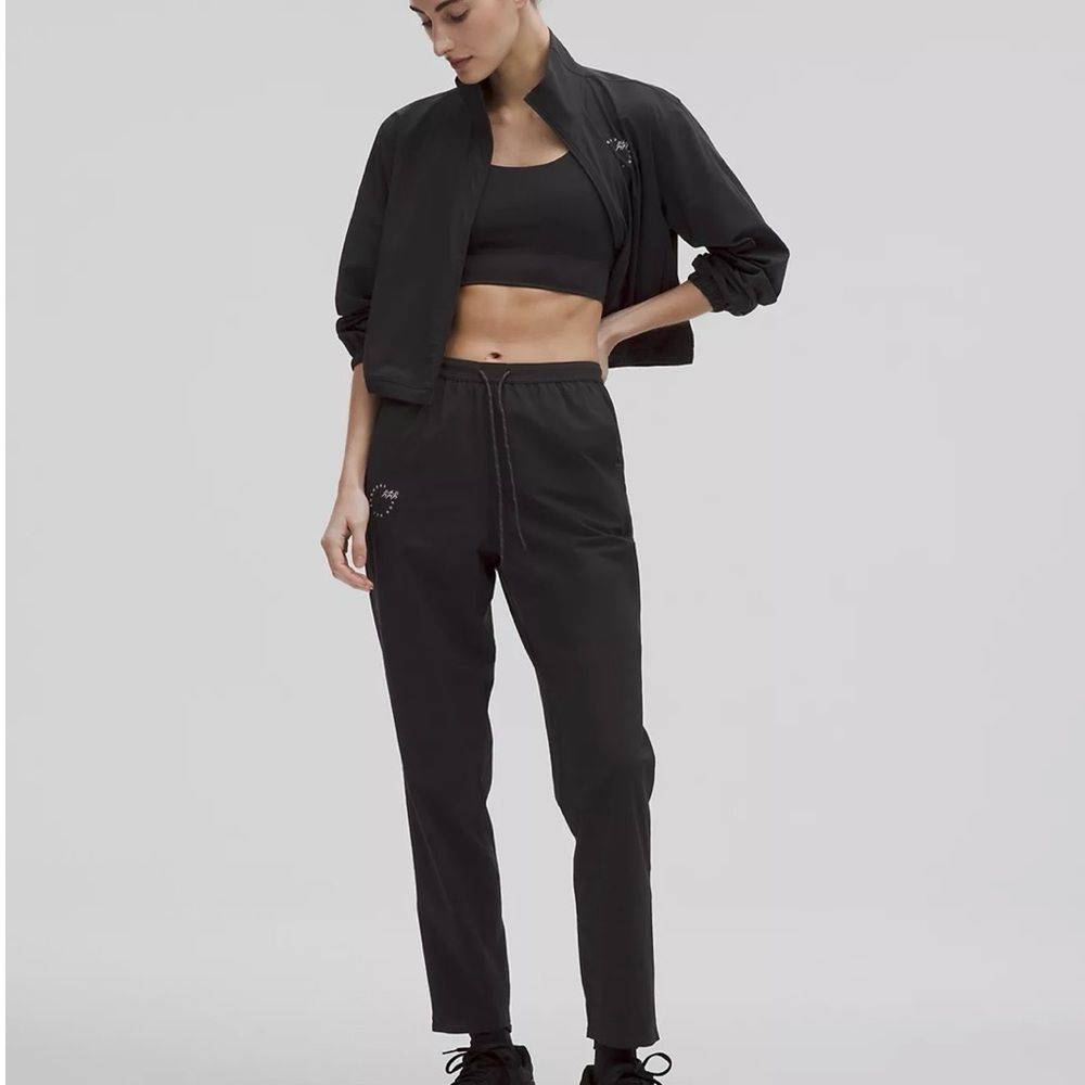 Lululemon Mile Maker Run Crew Graphic High-Rise Track Pant Size S